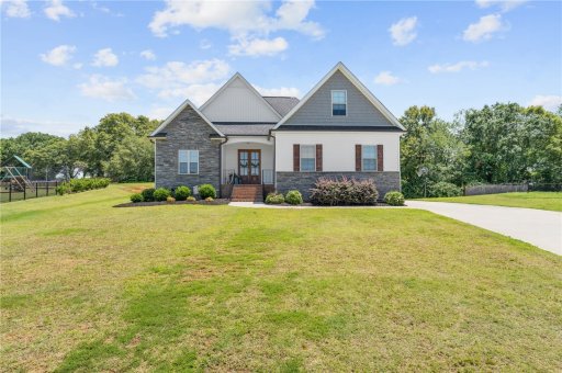 26 Stetson Drive