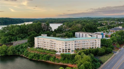 849 Tiger Boulevard 406