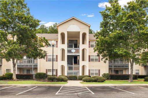 180 Wexford Drive 303