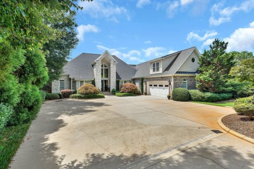 1024 North Shore Drive