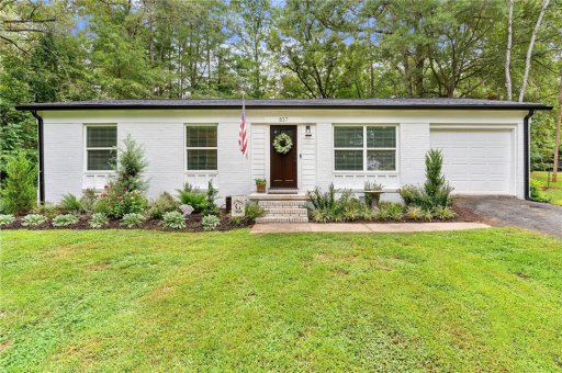 837 N Andover Drive