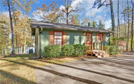 591 Imperial Dr 591 Imperial Drive