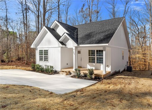 224 Shannondoah Drive