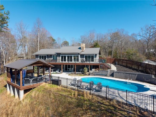 1419 Keowee Lakeshore Drive