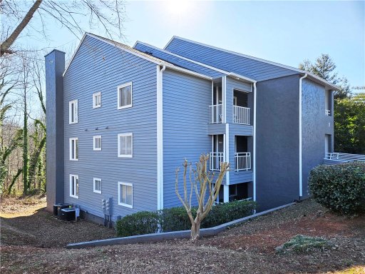 1705 Northlake Drive