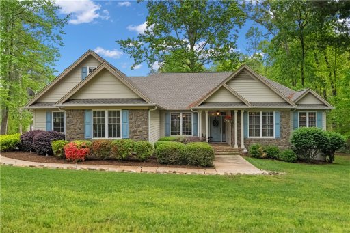 700 Island Pine Drive