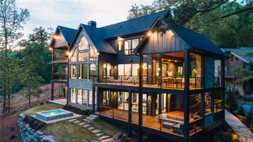 108 Laurel Lane