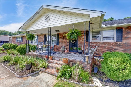 203 Greenmeadow Circle