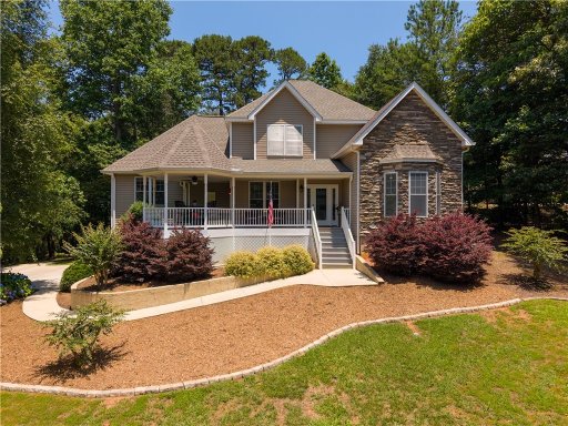 606 Lighthouse Court