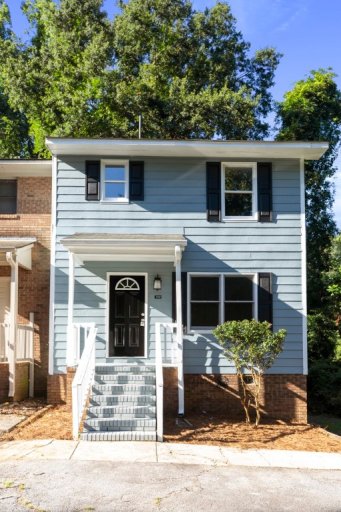 902F Creekside Drive