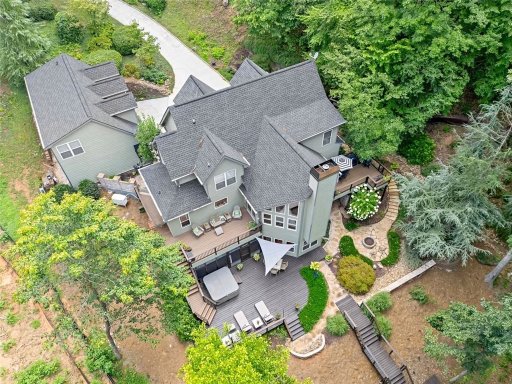 621 Pointe Wildwood Drive