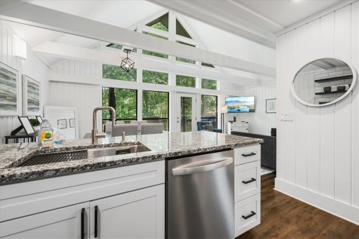 700 Captains Cove Court 6