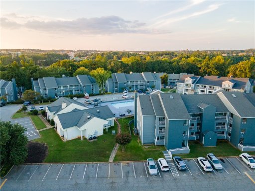 1602 Northlake Drive