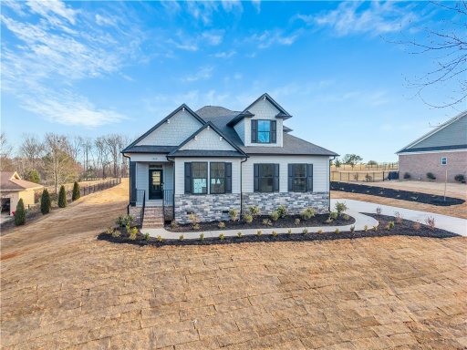 1309 Cross Creek Drive