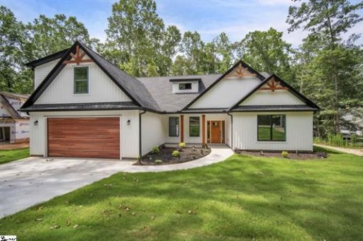 107 Circle Drive