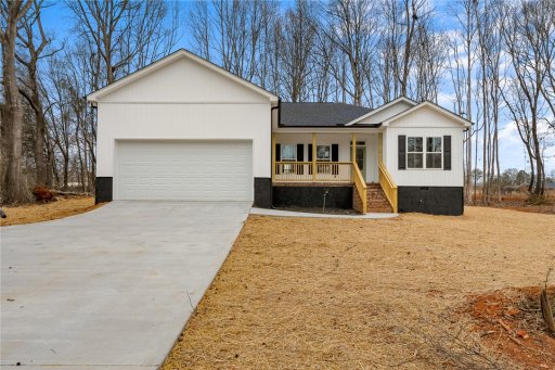 120B Boxwood Lane
