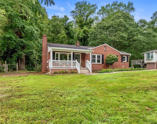 522 Forest Lane
