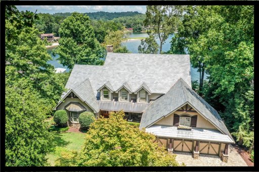 Keowee Harbours
