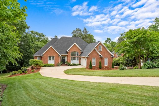 1036 N Shore Drive