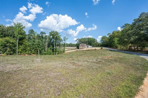 104 Topsail Drive