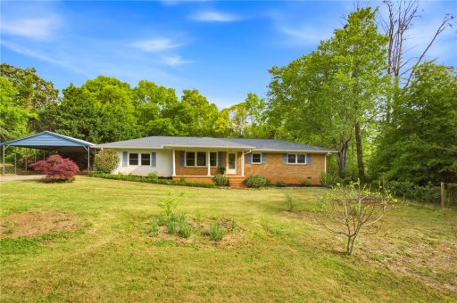 1614 Iroquois Drive