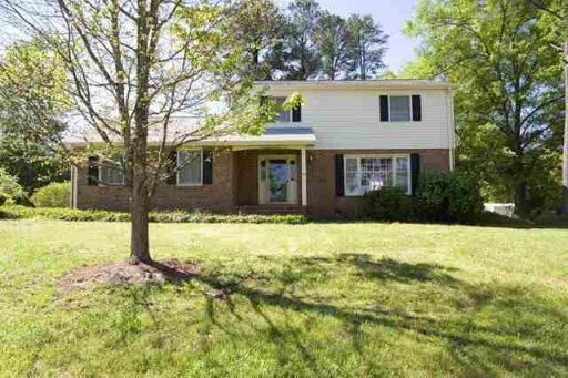 1105 Versailles Avenue