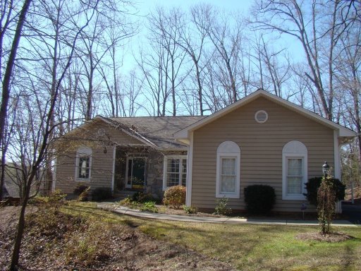 136 Loran Pointe Circle