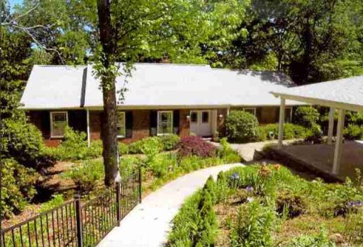 506 Shorecrest Drive