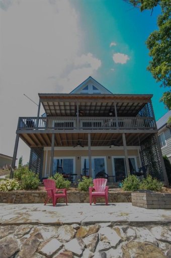 1154 Meares Drive