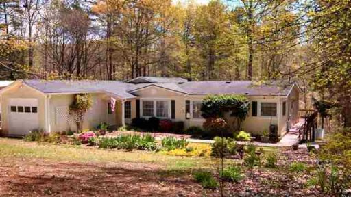647 Lake Harbor Trail