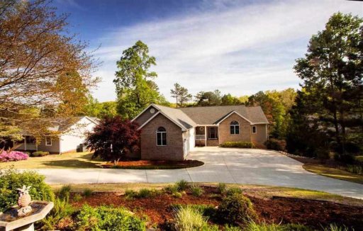 102 Chartwell Point Road