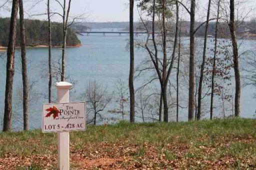 Lot 5 The Pointe Drive