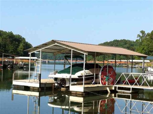 207 Sandy Point Drive