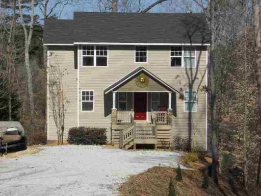 204 Lake Breeze Lane