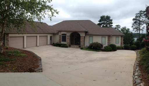 102 Big Oak Drive