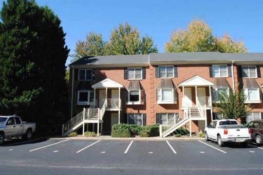 103 Calhoun St Unit # 2 Unit #2 Chadsworth Common