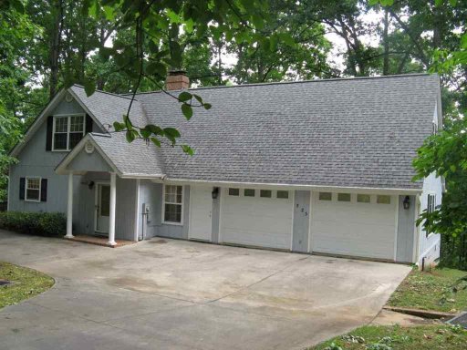 523 Broadwater Circle