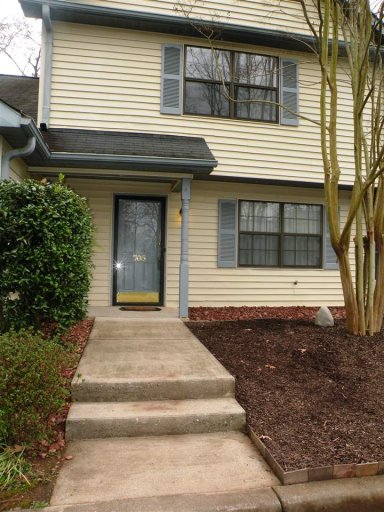 705 Autumn Oaks