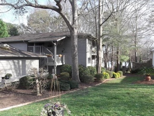 206 Holiday East #104