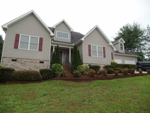 1131 Tall Oaks Circle