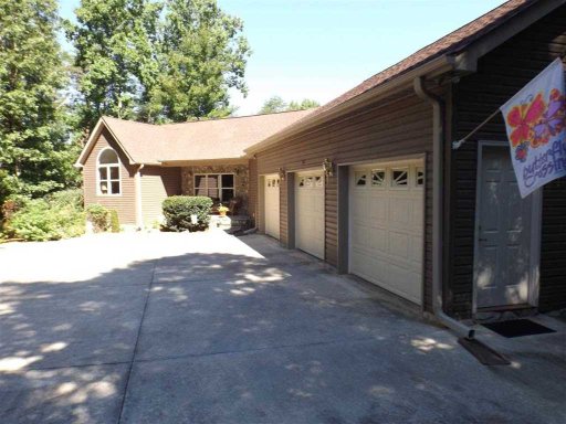 111 Holly Hill