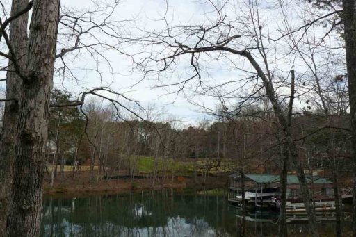 201 Fairview Cove Road
