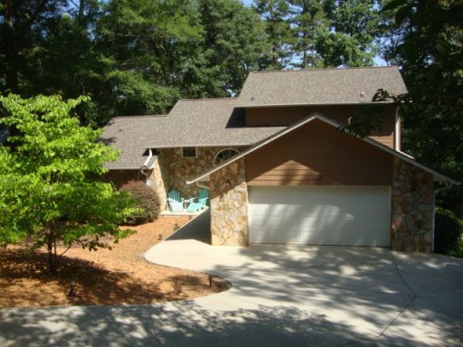 307 Arrowhead Drive