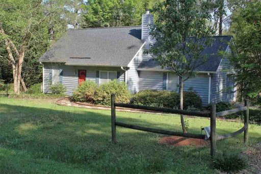 1006 Wintergreen Court
