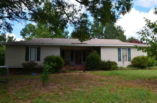 1207 Tall Oaks Circle