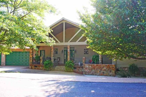 941 Holly Knoll Drive