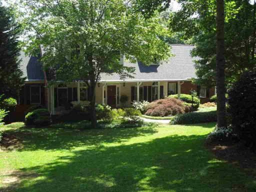 121 Pinnacle Pointe Drive