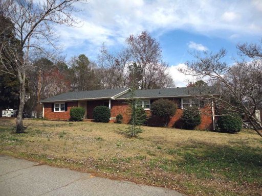 3105 Pinehurst Lane