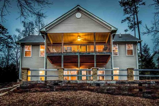 209 Stone River Drive