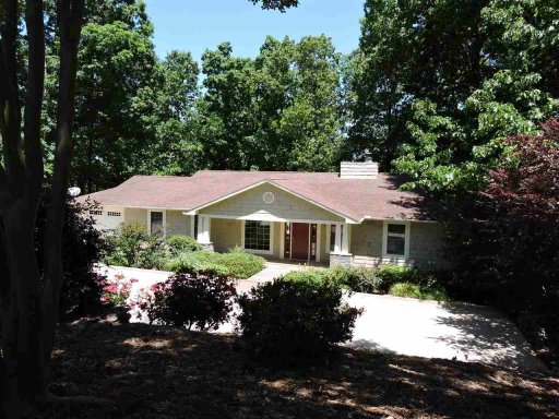 313 Devon Way